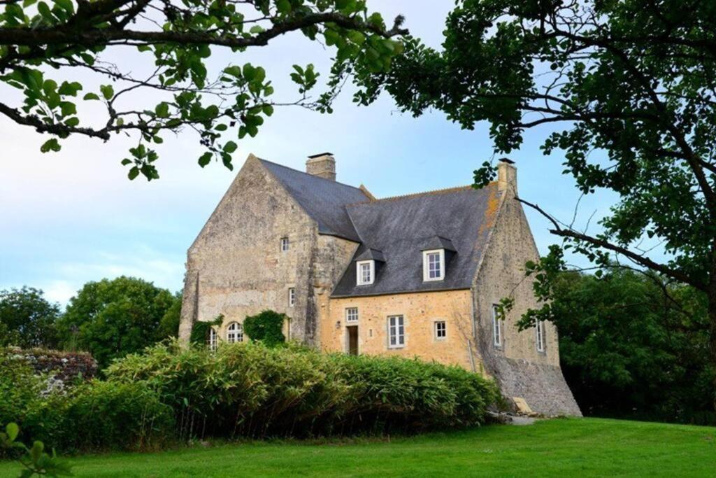 Le Chateau De Neuilly La Foret Villa Isigny-sur-Mer Exteriör bild